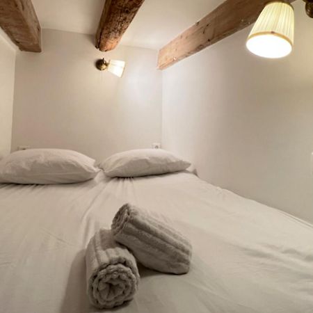 Apartamento Le Nid Douillet - Vieux Port Marsella Exterior foto
